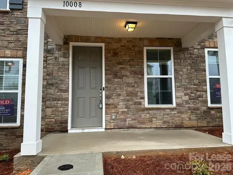 10008 Hemmingway Place Charlotte NC 28227