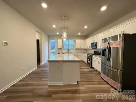 10008 Hemmingway Place Charlotte NC 28227