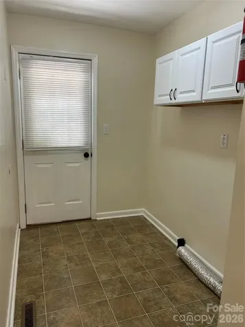 11 Mountain Road Hendersonville NC 28791