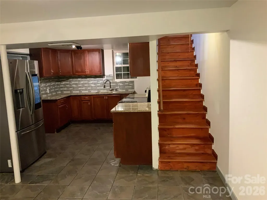 44 Rathfarnham Road Asheville NC 28803