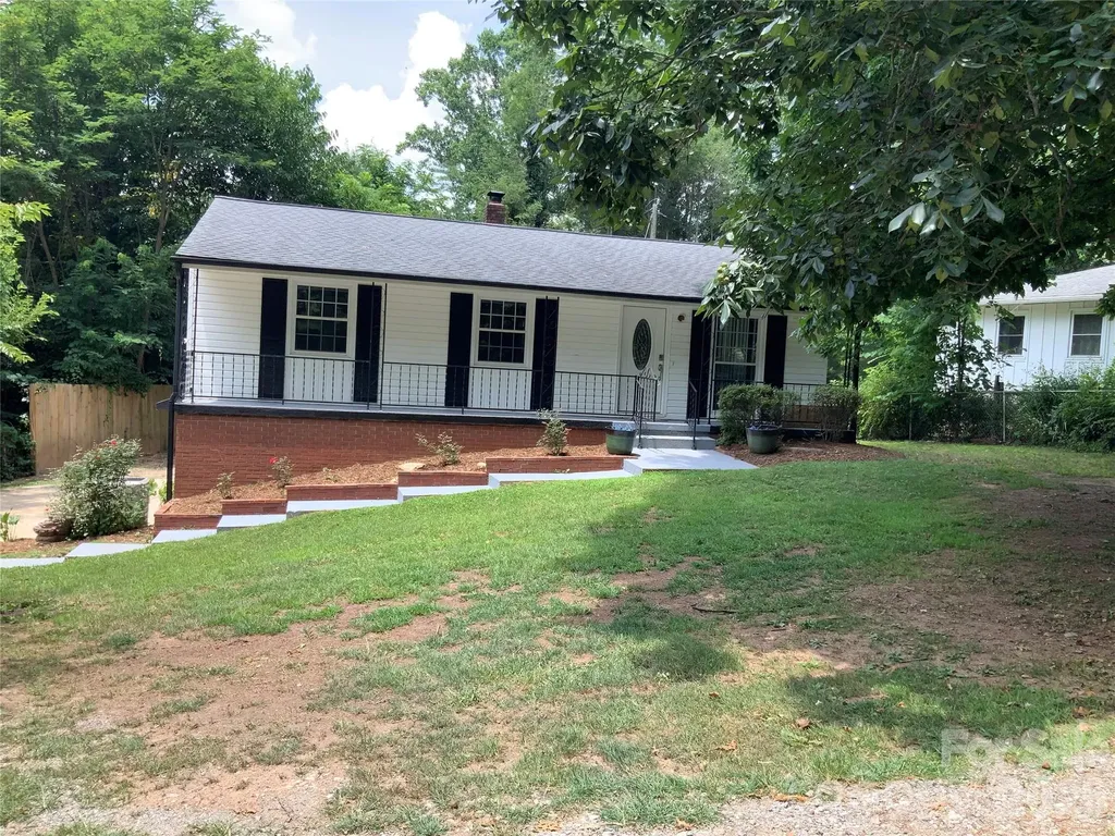 44 Rathfarnham Road Asheville NC 28803