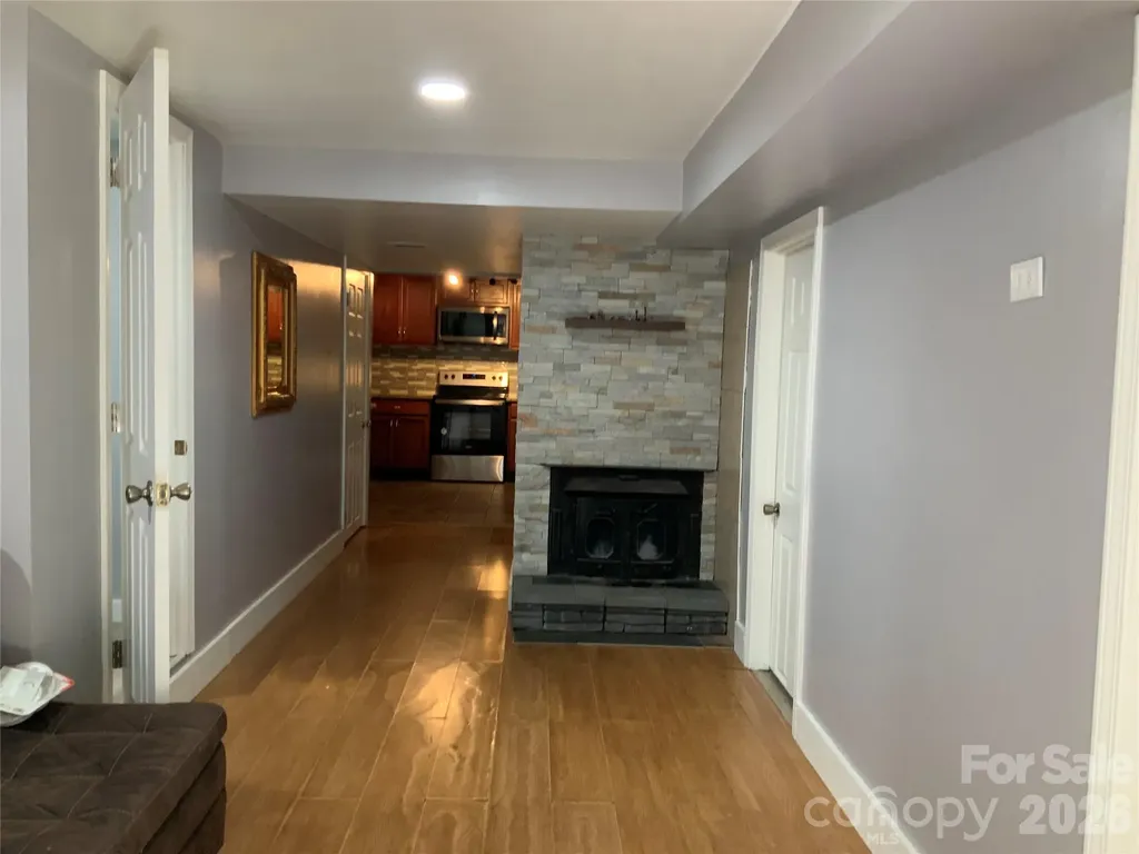 44 Rathfarnham Road Asheville NC 28803