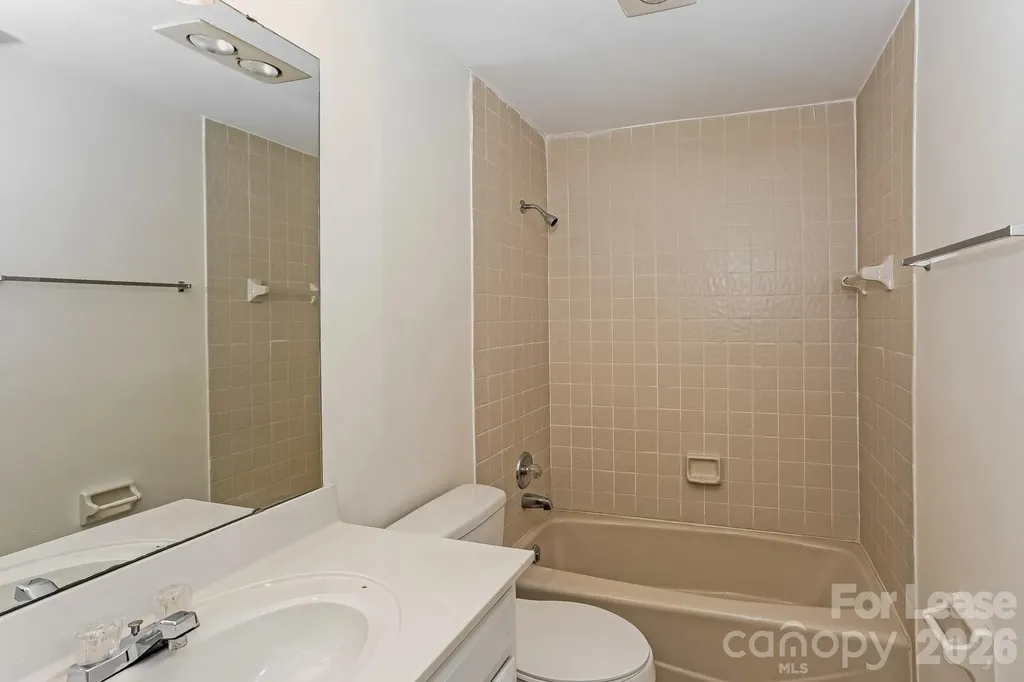 1832 J Julian Lane Charlotte NC 28208