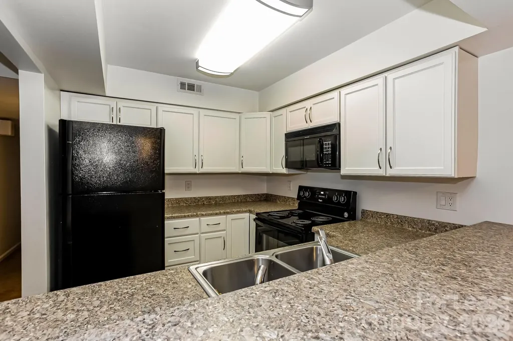 1832 J Julian Lane Charlotte NC 28208