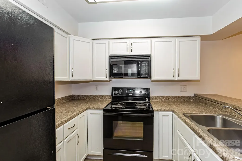 1832 J Julian Lane Charlotte NC 28208