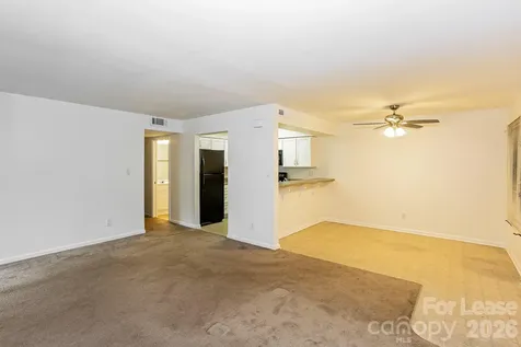 1832 J Julian Lane Charlotte NC 28208