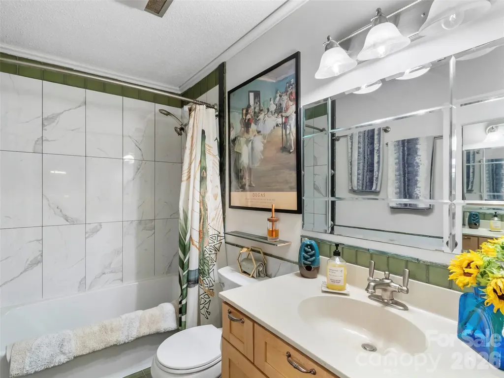 127 Riverview Drive Asheville NC 28806