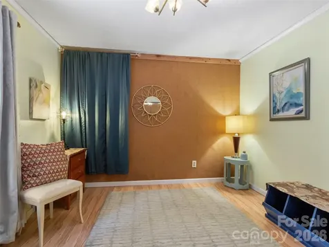 127 Riverview Drive Asheville NC 28806