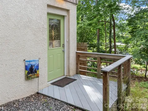 127 Riverview Drive Asheville NC 28806