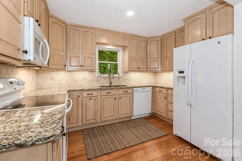 315 Green Hill Woods Blowing Rock NC 28605
