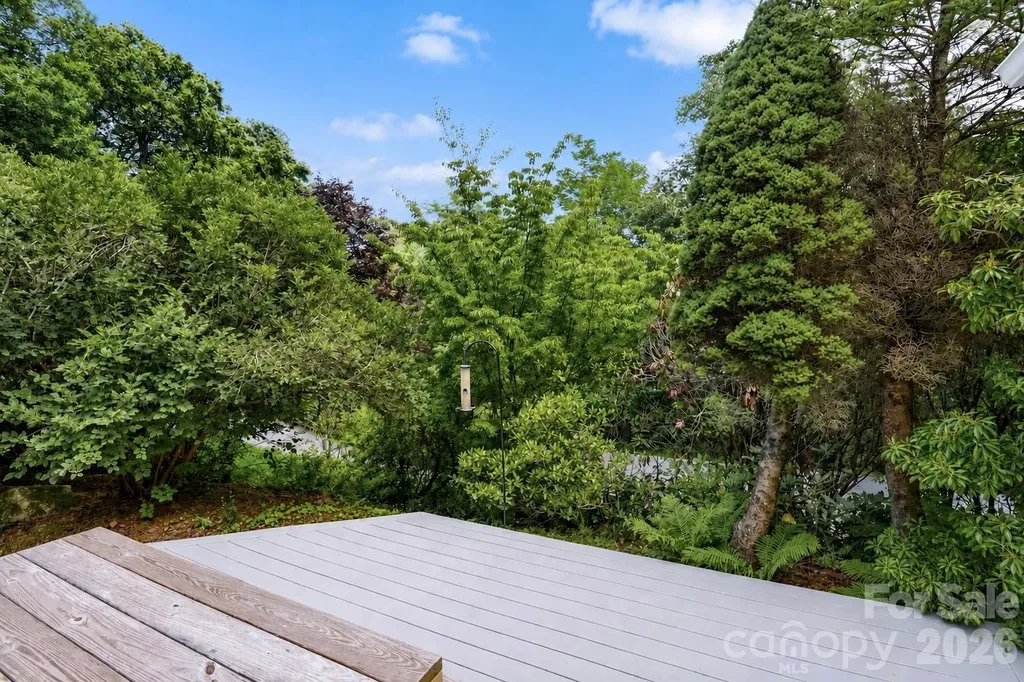315 Green Hill Woods Blowing Rock NC 28605