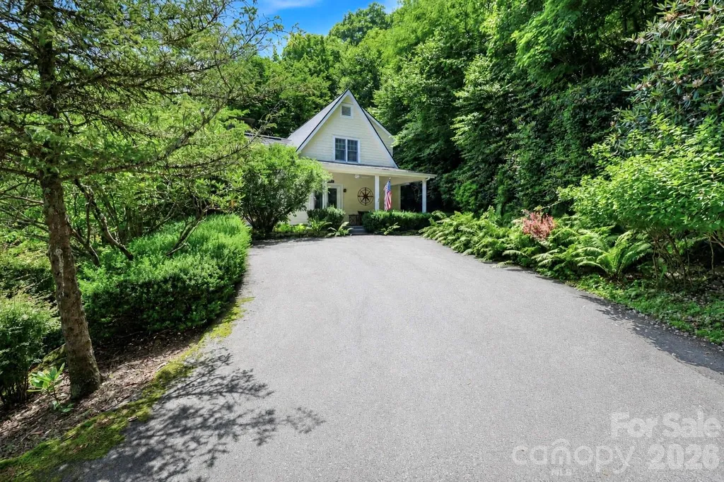 315 Green Hill Woods Blowing Rock NC 28605