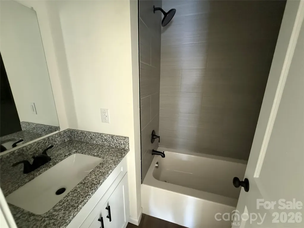 227 S Caldwell Avenue Newton NC 28658