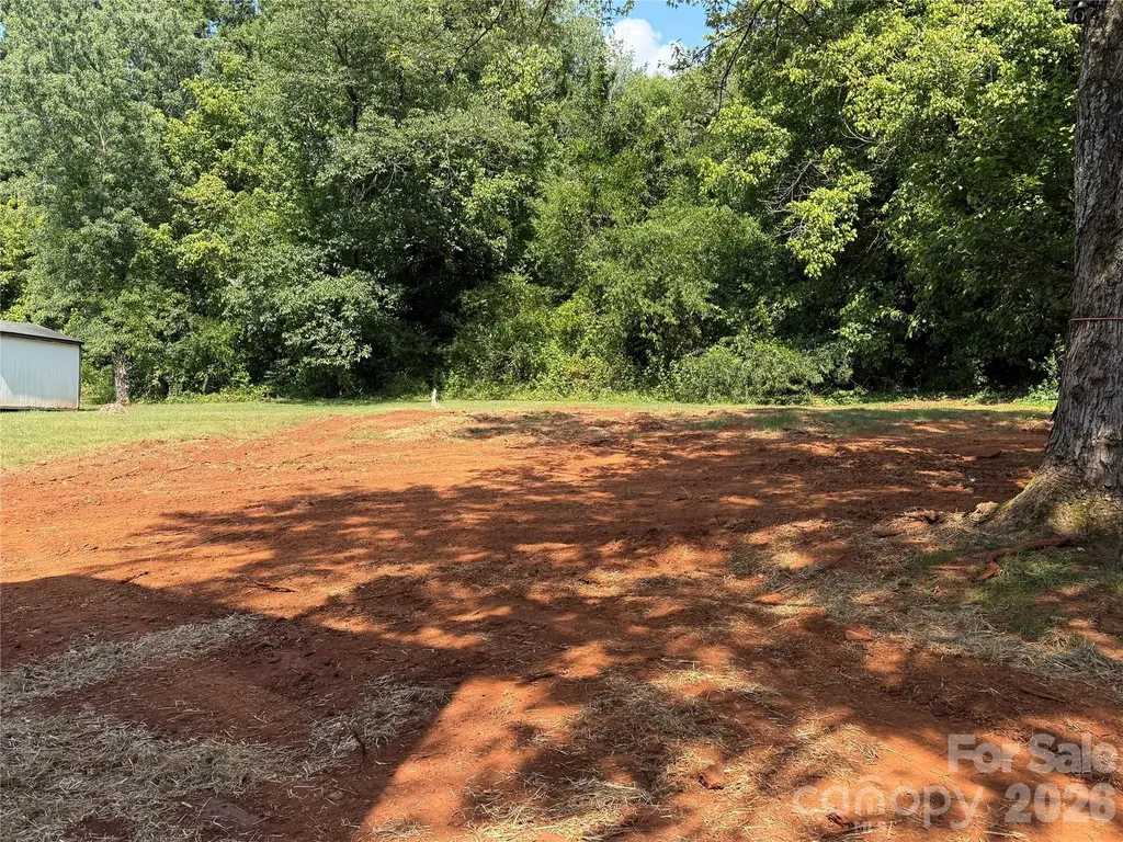 227 S Caldwell Avenue Newton NC 28658