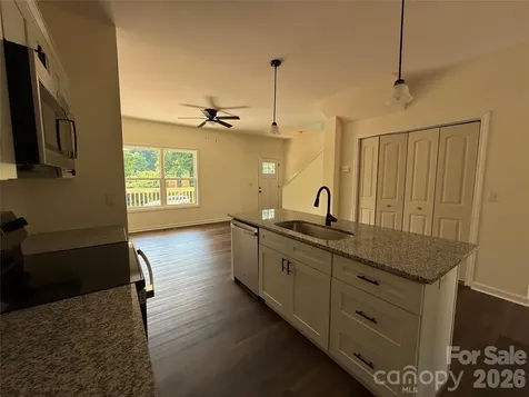 227 S Caldwell Avenue Newton NC 28658