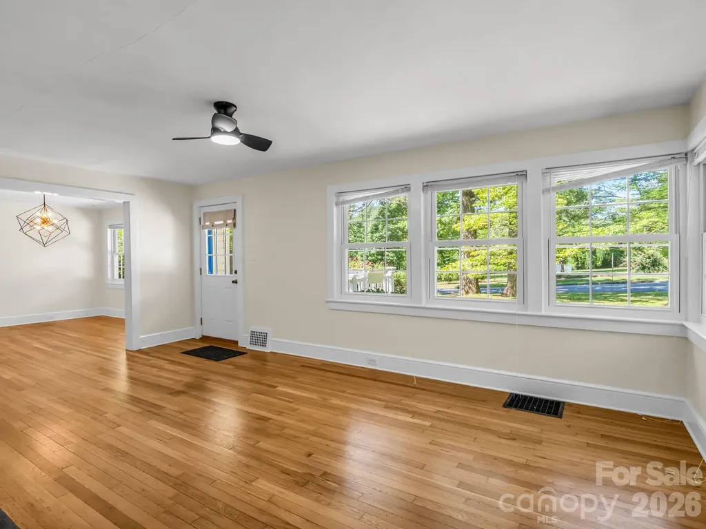 117 Whitney Avenue Tryon NC 28782