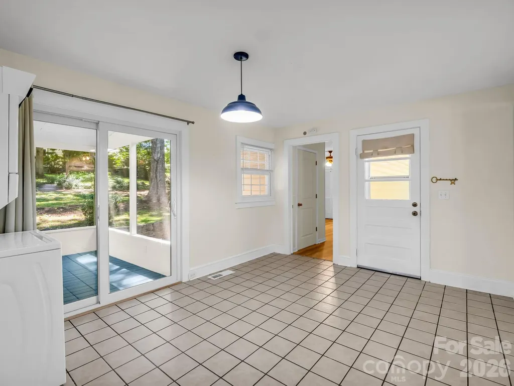 117 Whitney Avenue Tryon NC 28782
