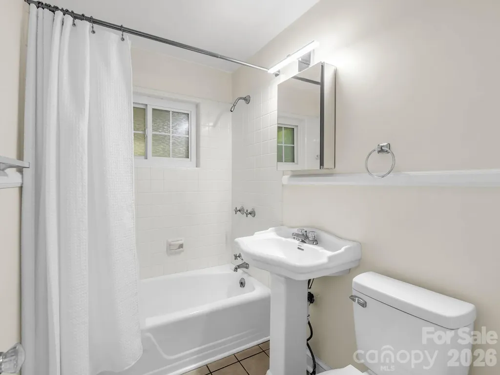 117 Whitney Avenue Tryon NC 28782