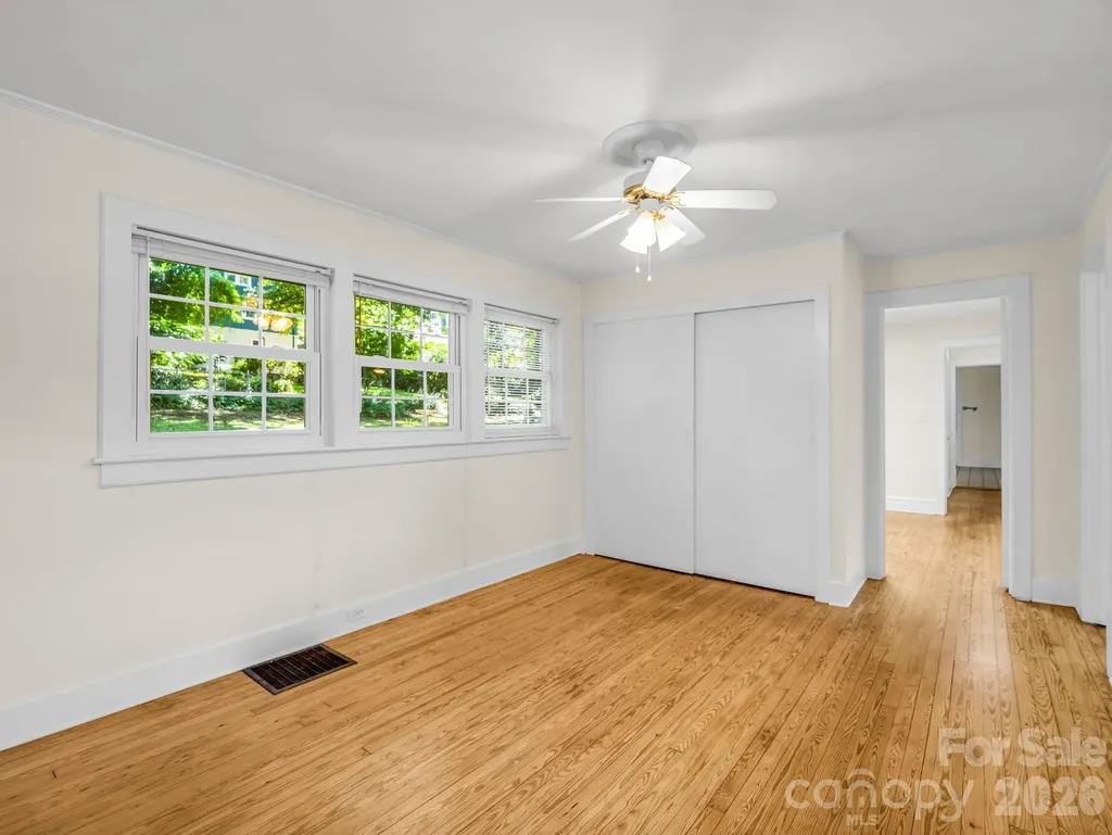 117 Whitney Avenue Tryon NC 28782