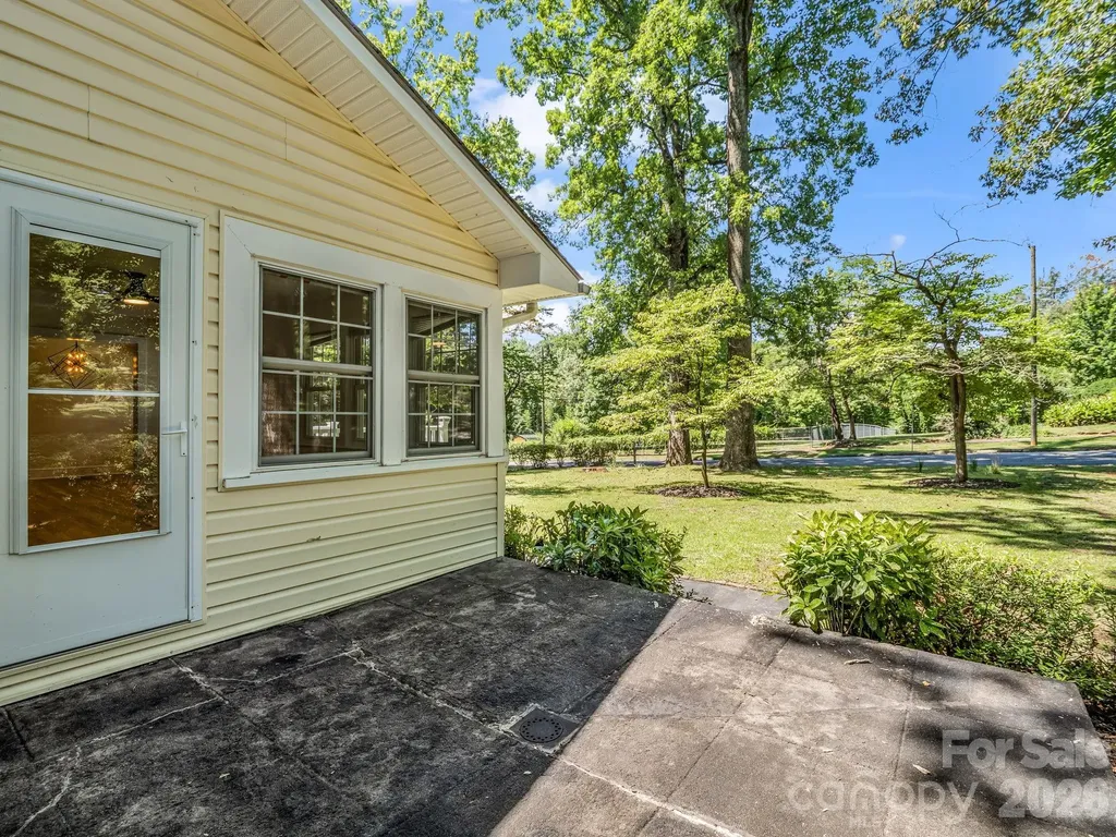 117 Whitney Avenue Tryon NC 28782