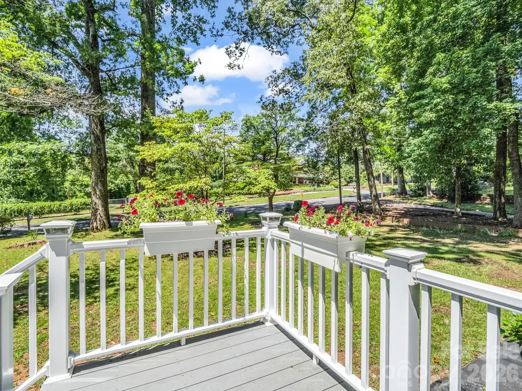 117 Whitney Avenue Tryon NC 28782
