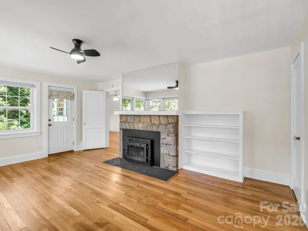117 Whitney Avenue Tryon NC 28782