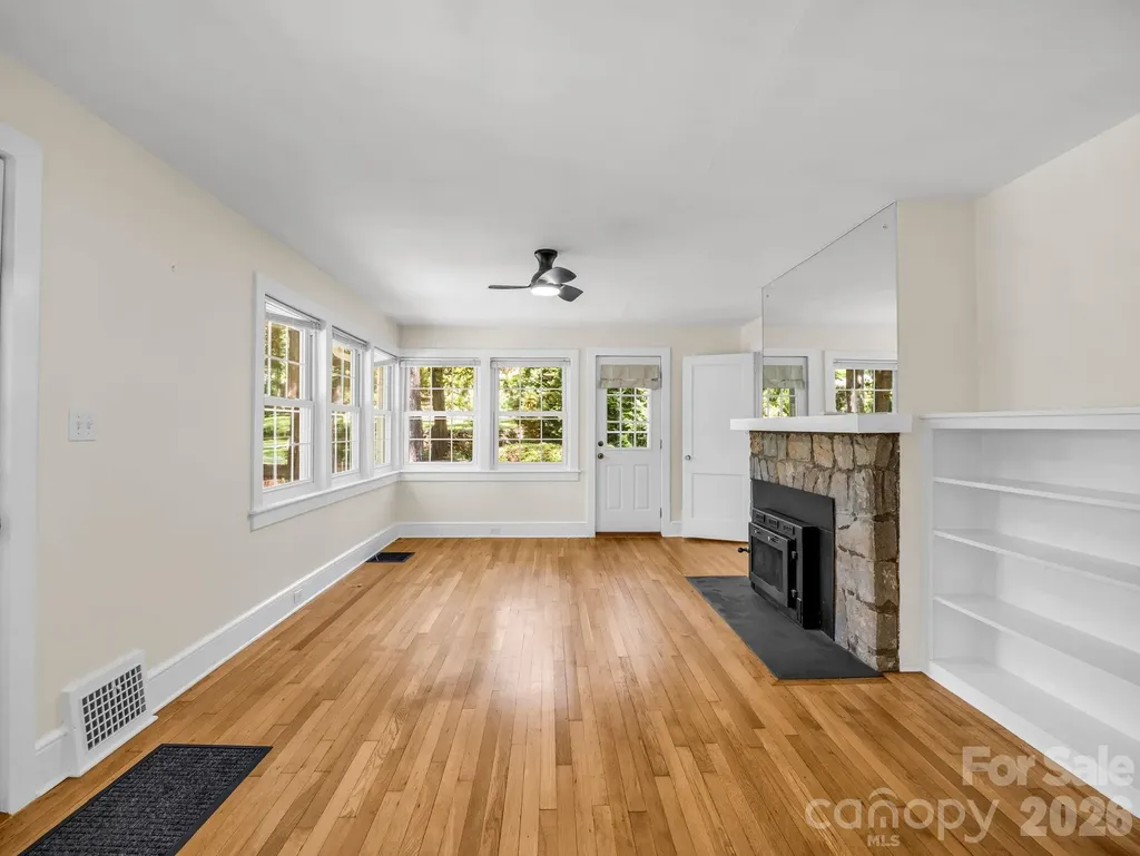 117 Whitney Avenue Tryon NC 28782
