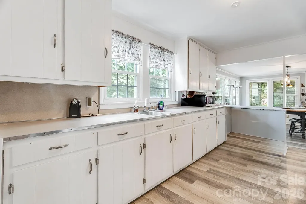 610 Helton Road Cherryville NC 28021