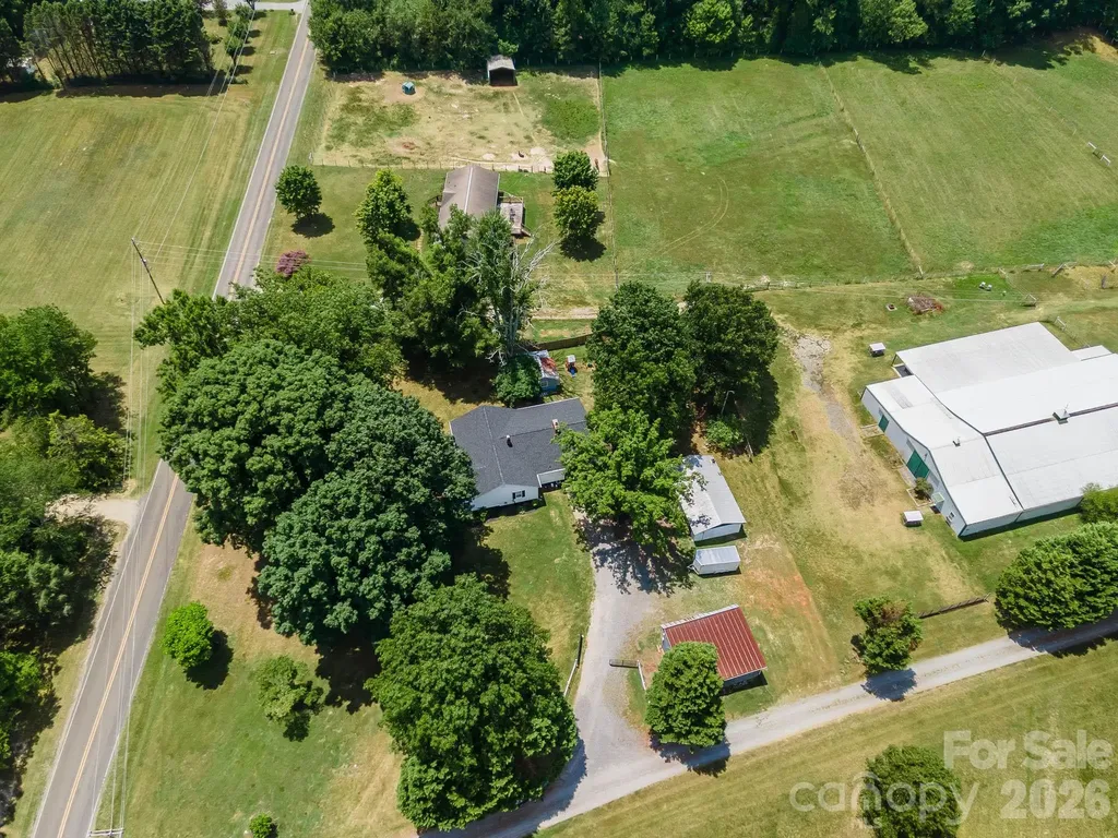 610 Helton Road Cherryville NC 28021
