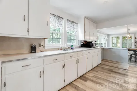 610 Helton Road Cherryville NC 28021