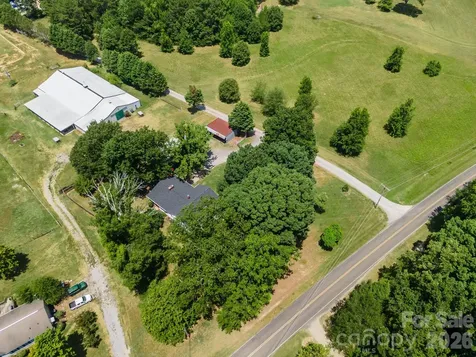 610 Helton Road Cherryville NC 28021