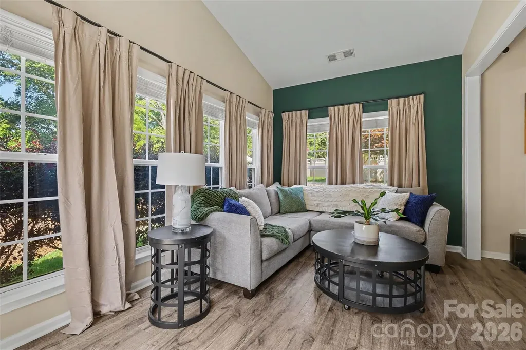 409 Dutchmans Meadow Drive Mount Holly NC 28120