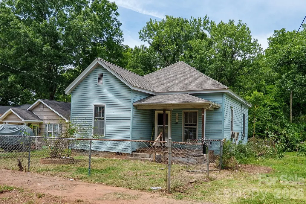 114 W 6th Avenue Gastonia NC 28052