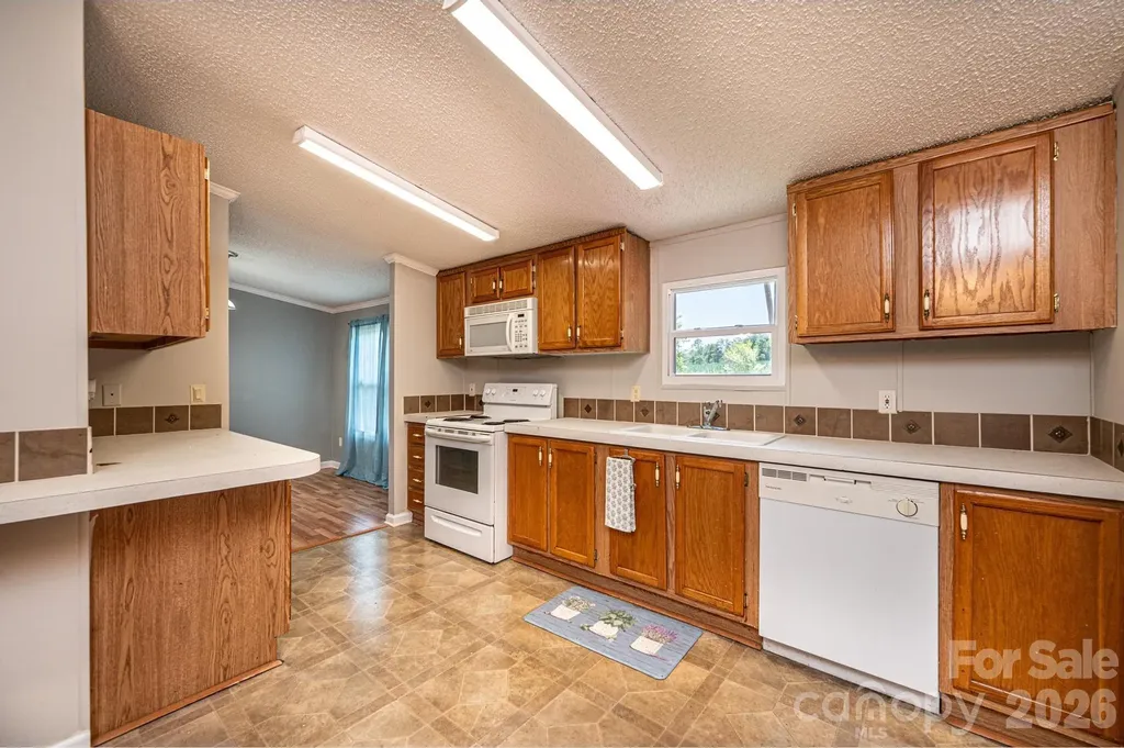 3825 Berry Creek Circle Granite Falls NC 28630