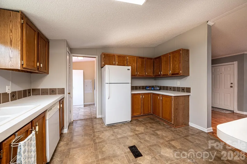 3825 Berry Creek Circle Granite Falls NC 28630