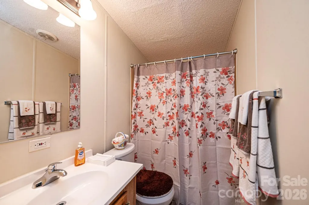 3825 Berry Creek Circle Granite Falls NC 28630