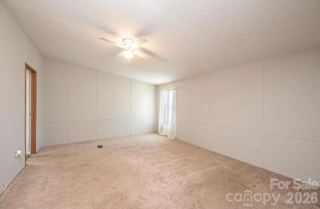 3825 Berry Creek Circle Granite Falls NC 28630