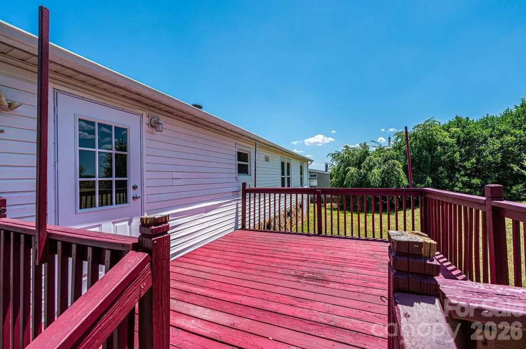 3825 Berry Creek Circle Granite Falls NC 28630