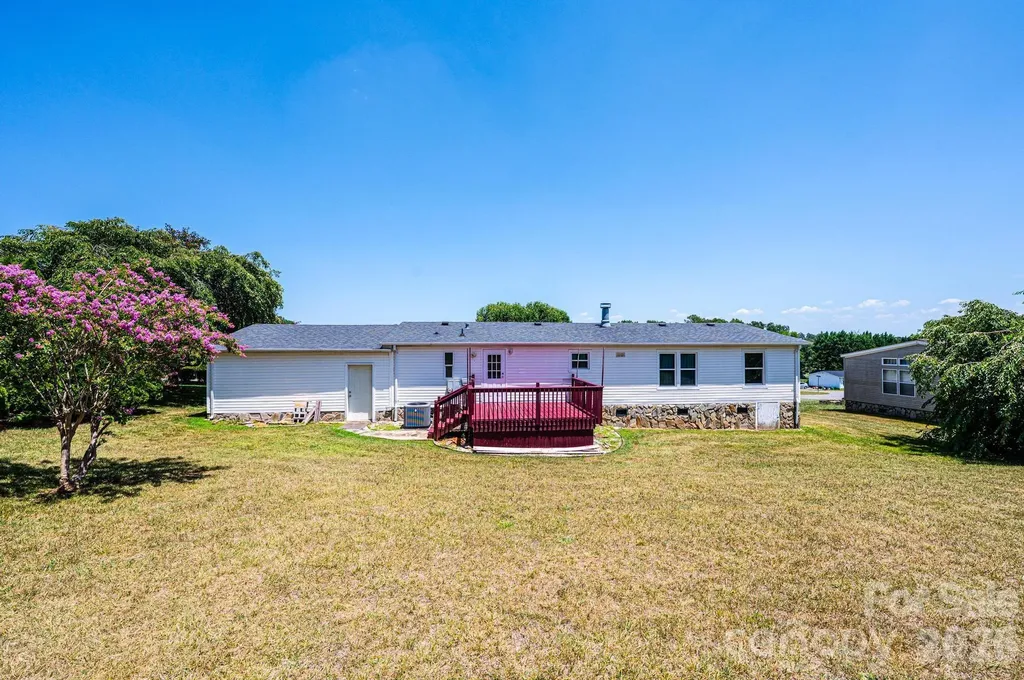3825 Berry Creek Circle Granite Falls NC 28630