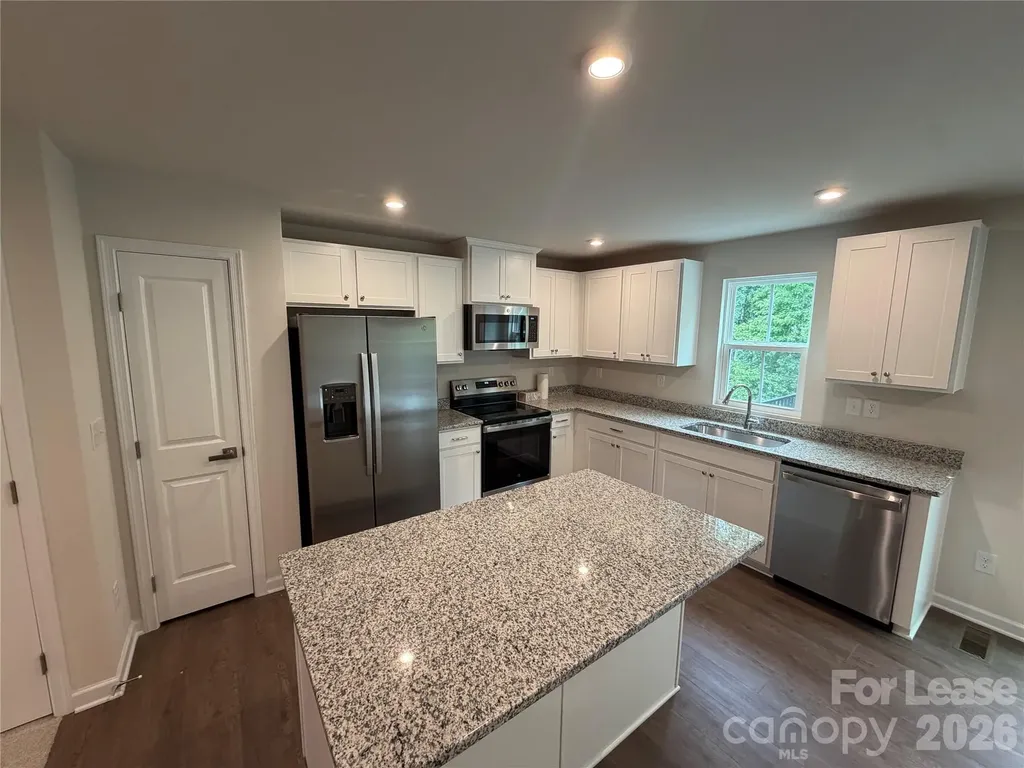 5945 Granbury Drive Kannapolis NC 28081