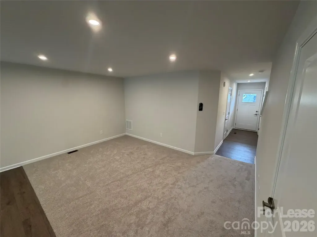 5945 Granbury Drive Kannapolis NC 28081