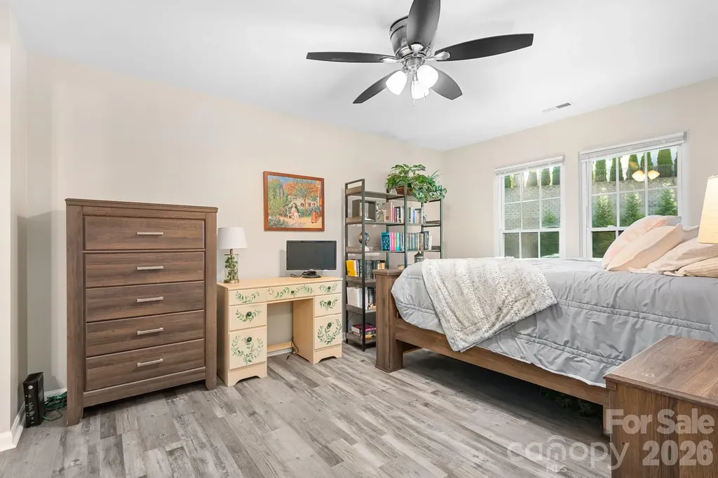 19843 Henderson Road Cornelius NC 28031