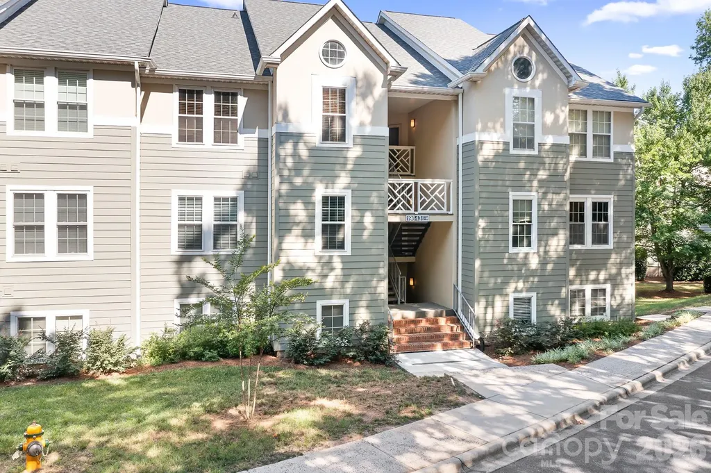 19843 Henderson Road Cornelius NC 28031