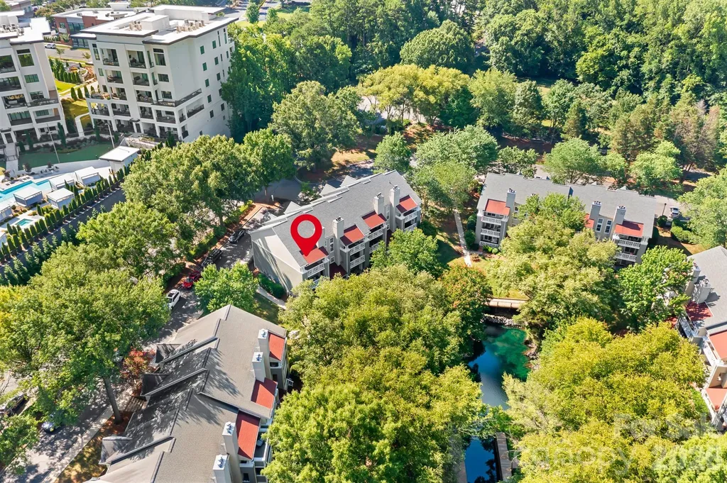 19843 Henderson Road Cornelius NC 28031