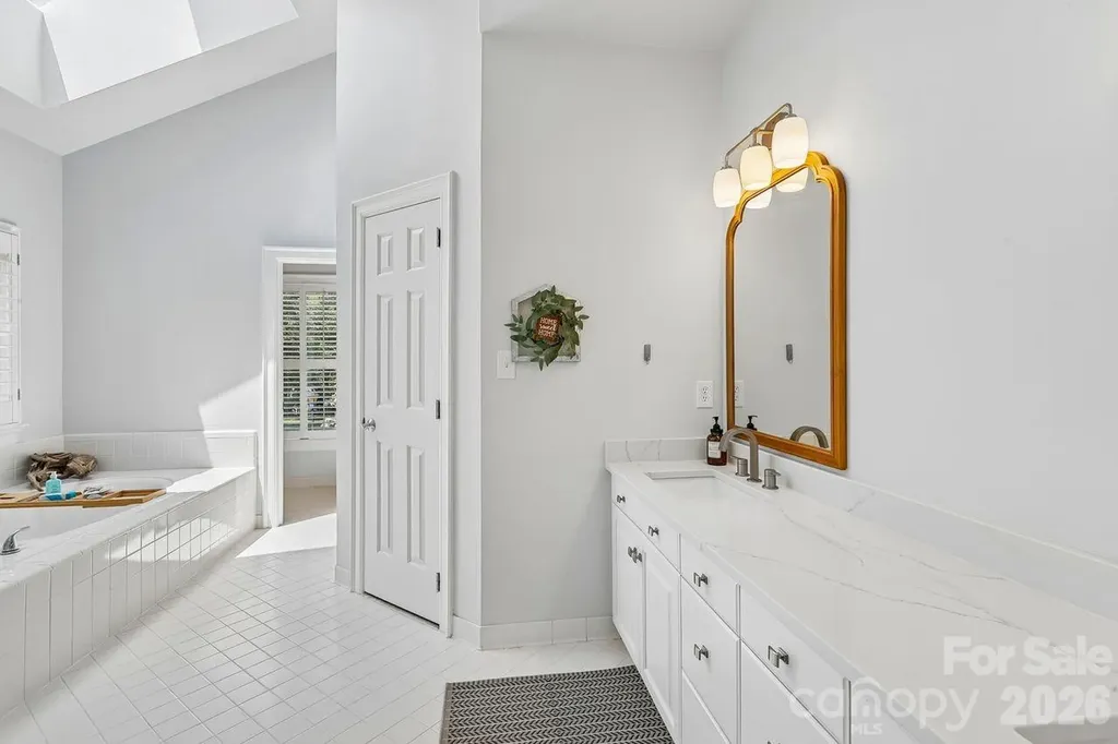 8507 Brownes Pond Lane Charlotte NC 28277