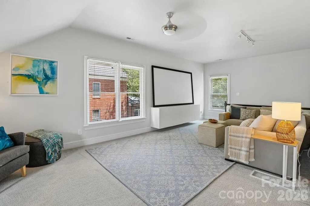8507 Brownes Pond Lane Charlotte NC 28277
