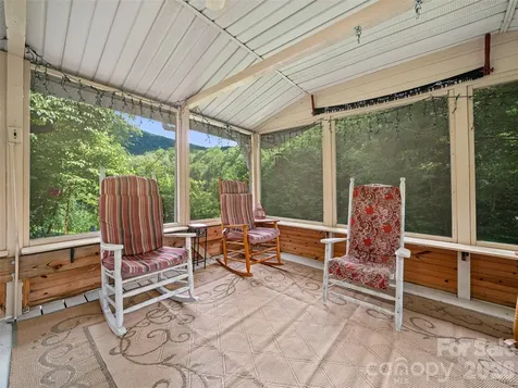 1065 Upper Pig Pen Road Green Mountain NC 28740