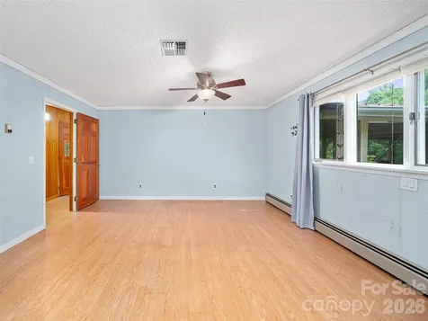 1065 Upper Pig Pen Road Green Mountain NC 28740