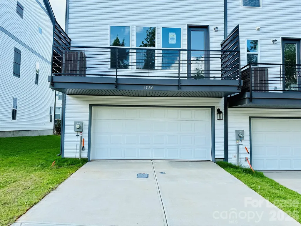 1736 Blanche Street Charlotte NC 28262