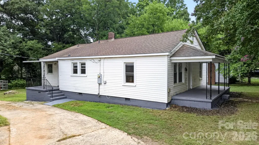 216 W Shannonhouse Street Shelby NC 28152